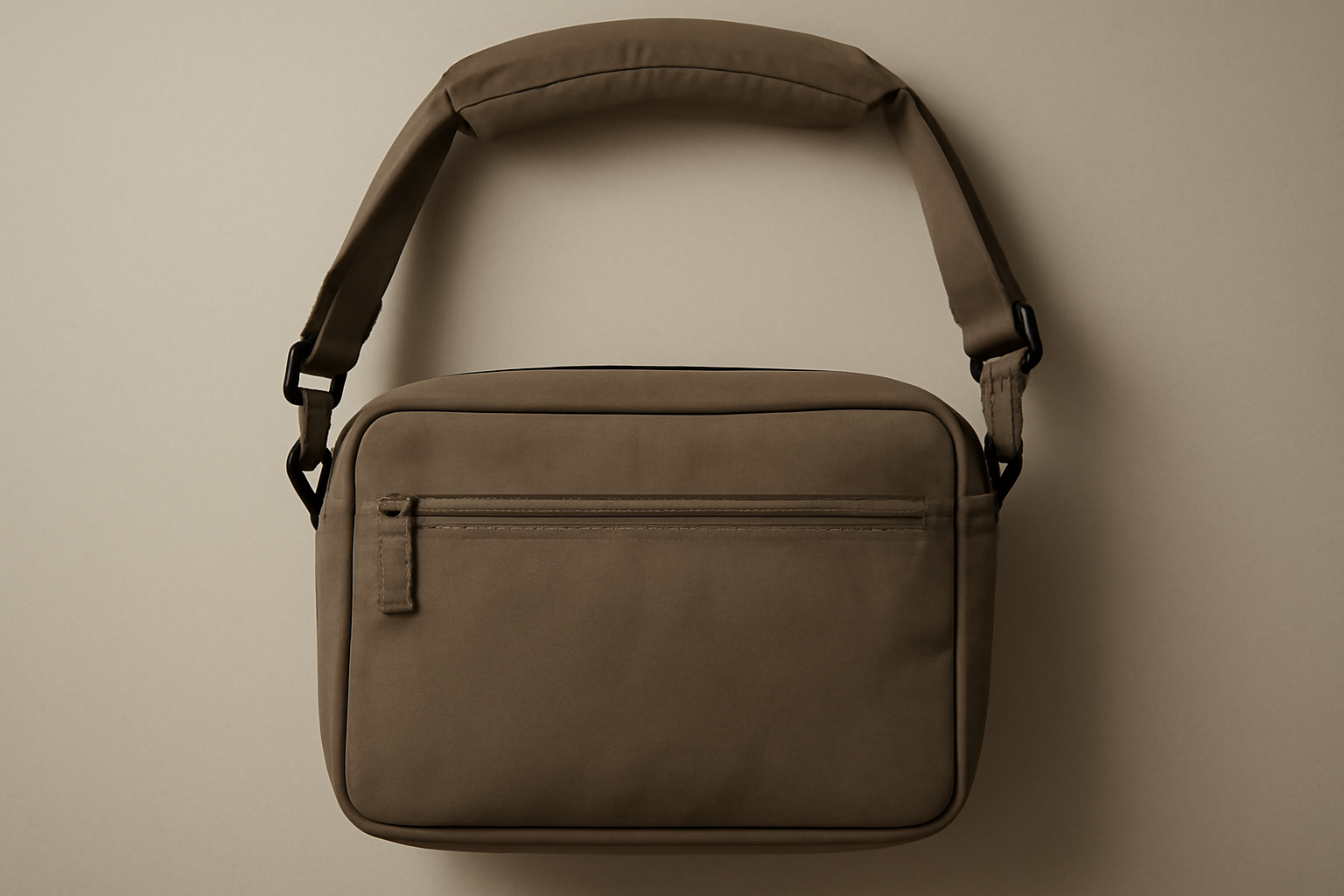 sac porté avec bandoulière rembourrée